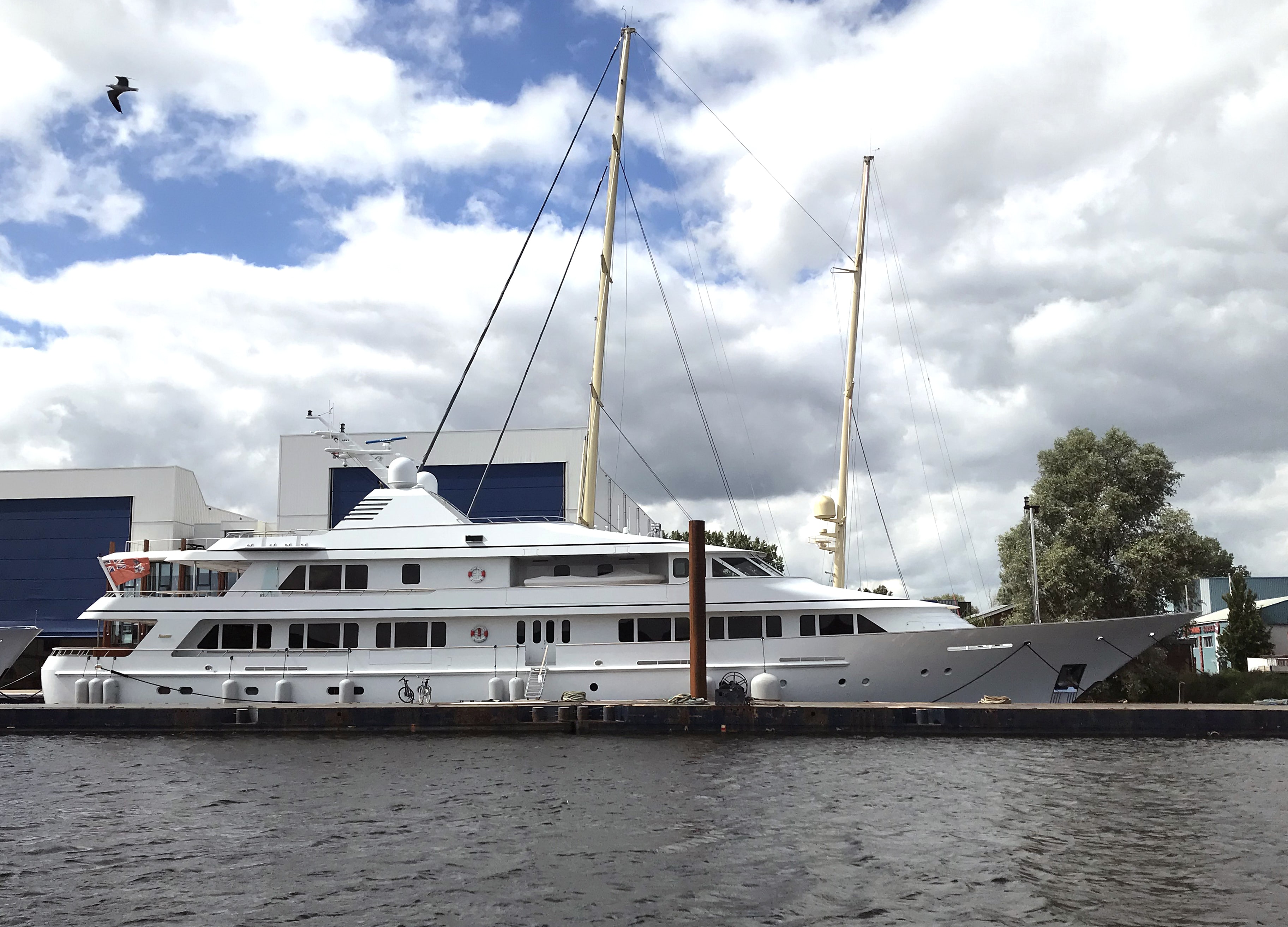 BROADWATER RETURNS FOR MAJOR CONVERSION