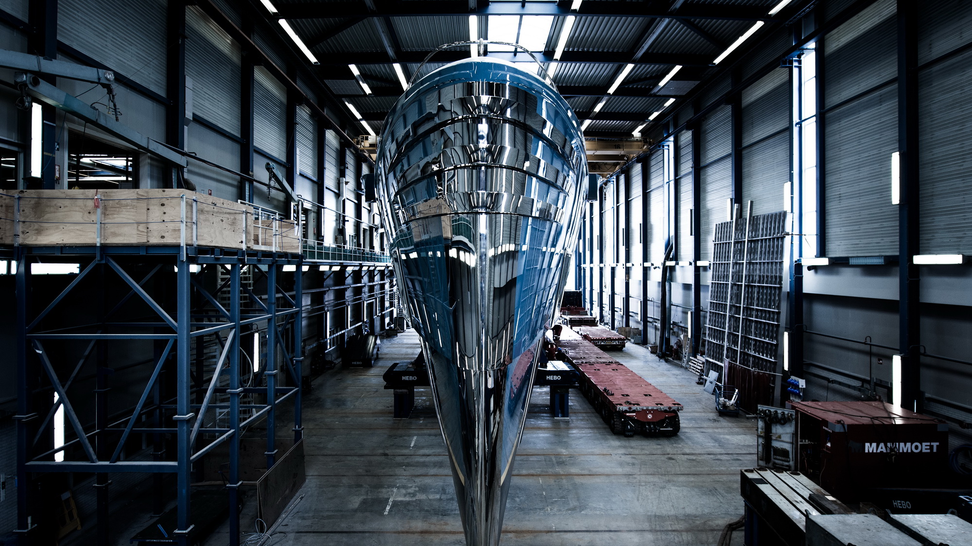 ROYAL HUISMAN’S PHI IS READY TO SHINE